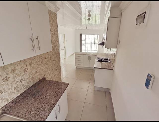 2 BEDROOM PROPERTY TO RENT IN DURBAN NORTH